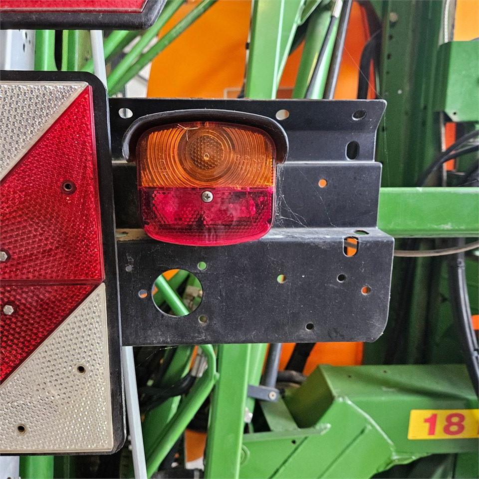 Sprayer Amazone UF1200: picture 28