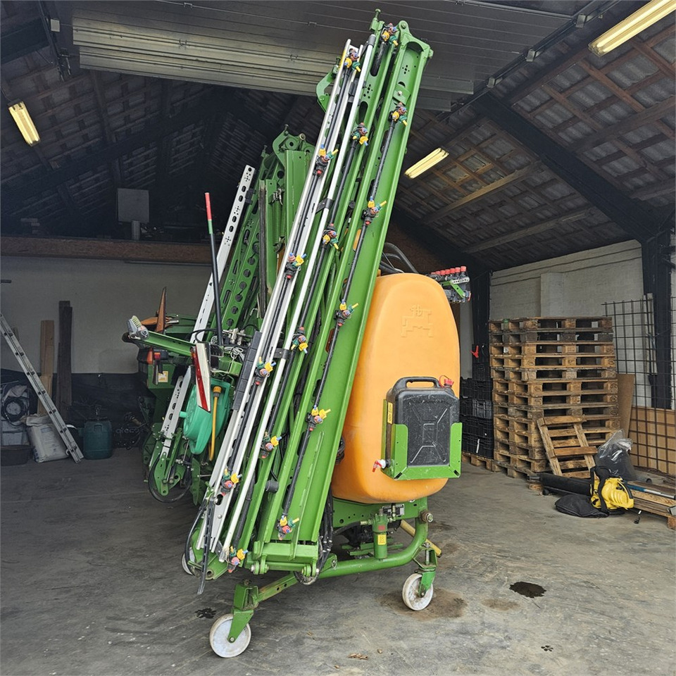 Sprayer Amazone UF1200: picture 8