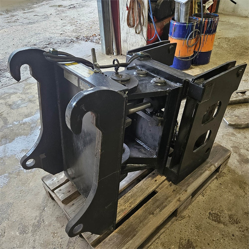 Komatsu 712-714-716-718 serien - Attachment for Telescopic handler: picture 3 Komatsu 712-714-716-718 serien - Attachment for Telescopic handler: picture 3