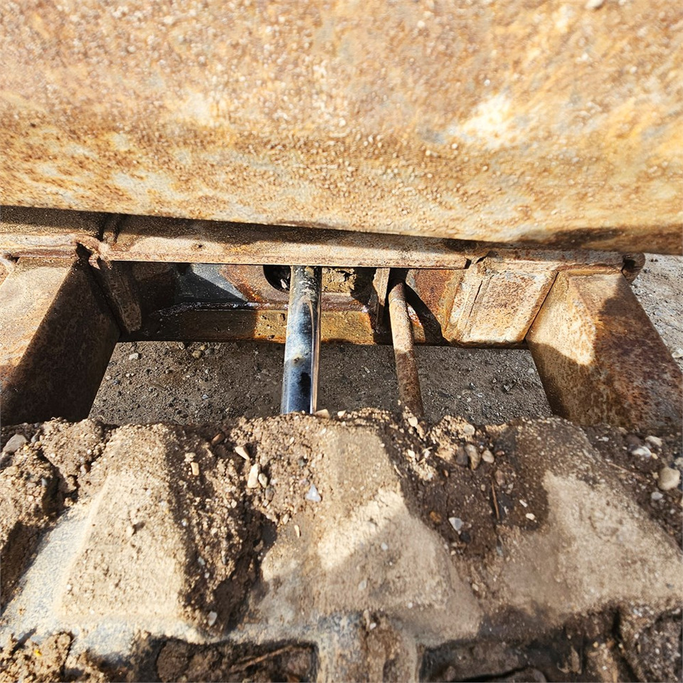 Mini excavator Bobcat E10: picture 36 Mini excavator Bobcat E10: picture 36