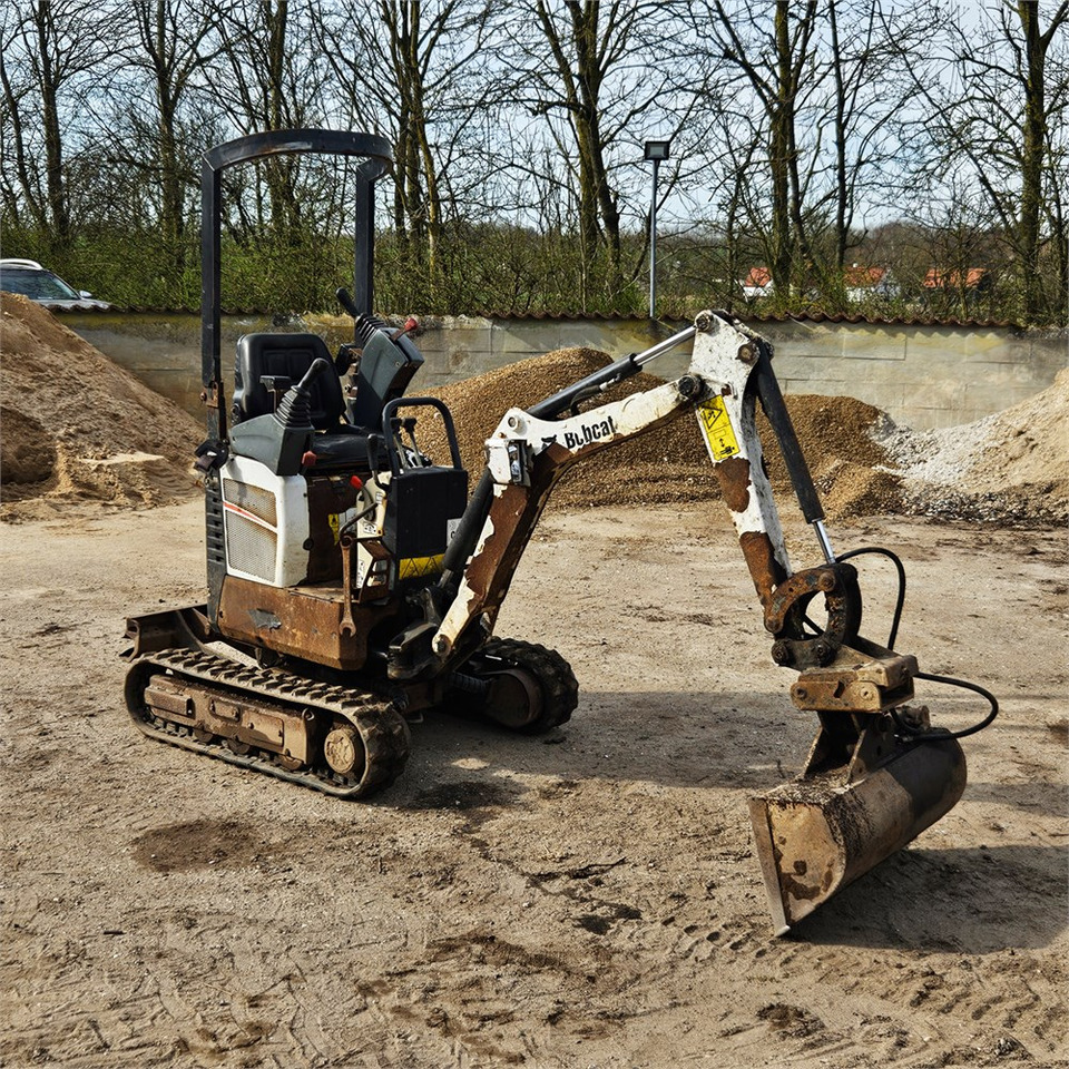 Mini excavator Bobcat E10: picture 7 Mini excavator Bobcat E10: picture 7