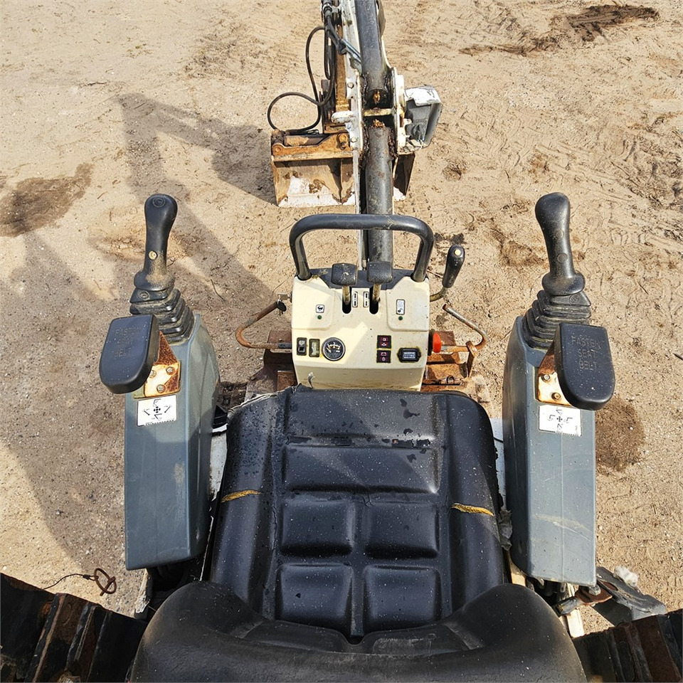 Mini excavator Bobcat E10: picture 10 Mini excavator Bobcat E10: picture 10