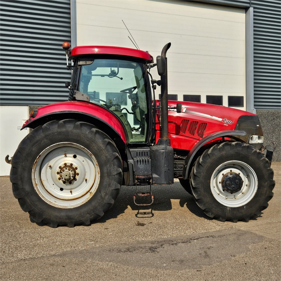 CASE IH Puma 230 CVX - Farm tractor: picture 2 CASE IH Puma 230 CVX - Farm tractor: picture 2