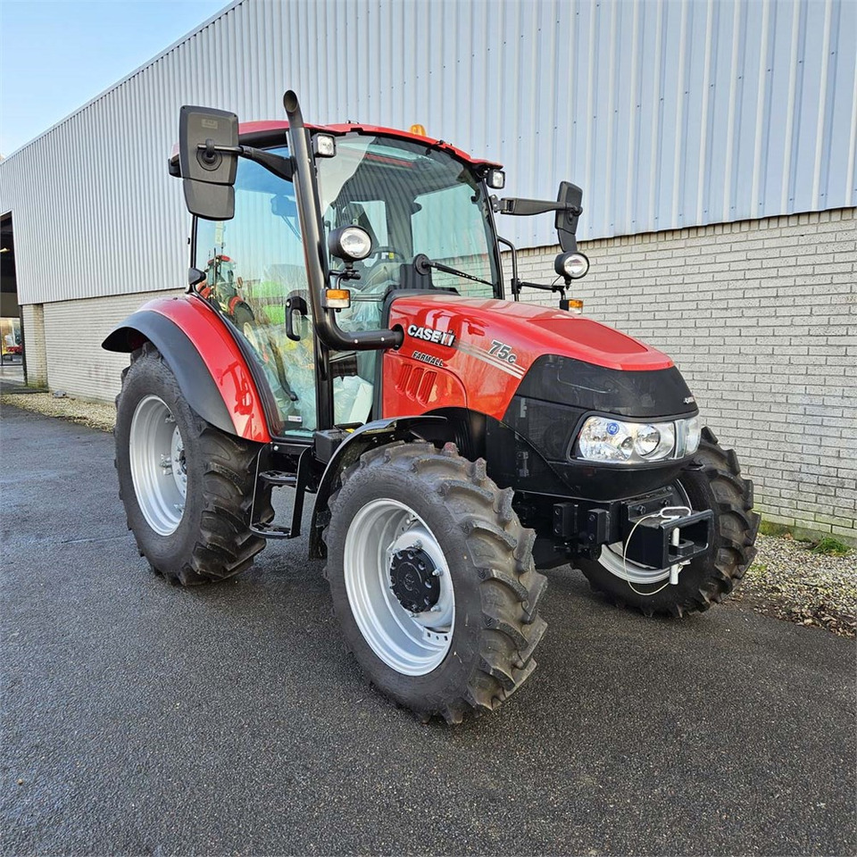 Case 75C Farmall - Farm tractor: picture 2 Case 75C Farmall - Farm tractor: picture 2