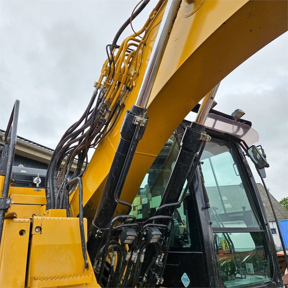 Crawler excavator Caterpillar 325 FLCR: picture 30 Crawler excavator Caterpillar 325 FLCR: picture 30