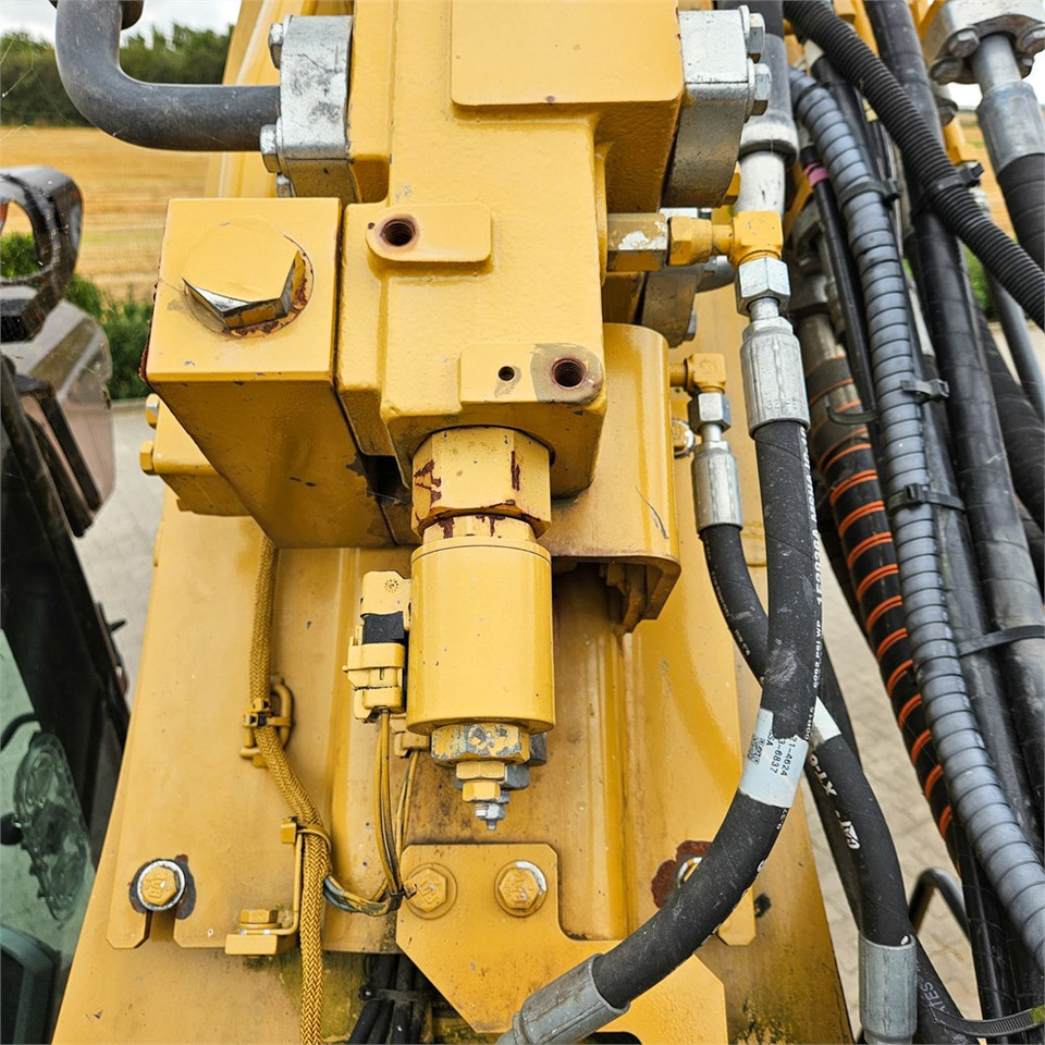 Crawler excavator Caterpillar 325 FLCR: picture 44 Crawler excavator Caterpillar 325 FLCR: picture 44