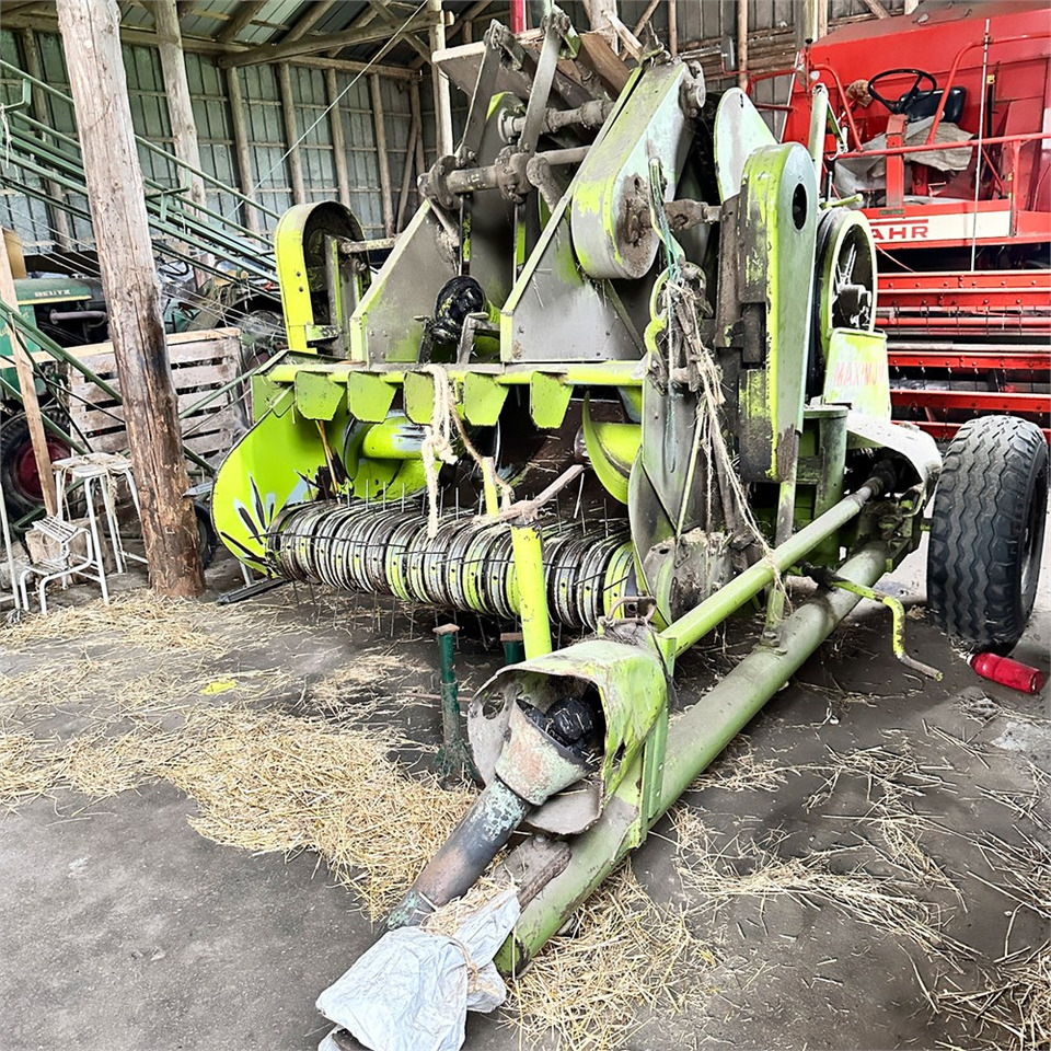 Claas Maximum - Tedding equipment: picture 1 Claas Maximum - Tedding equipment: picture 1