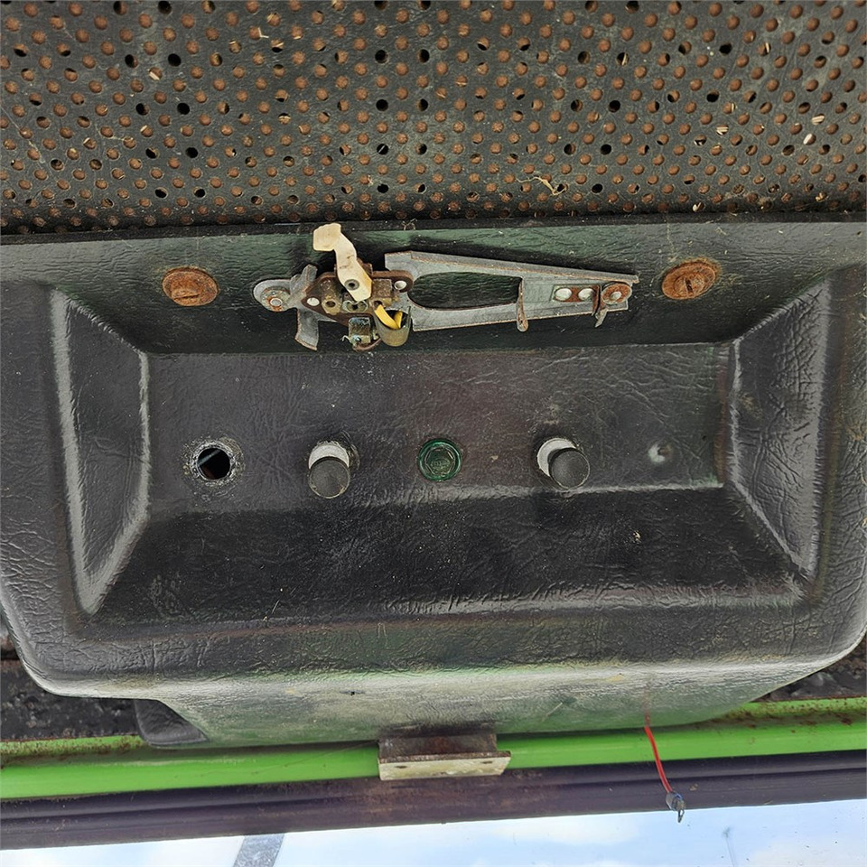 Farm tractor Deutz 5206: picture 21 Farm tractor Deutz 5206: picture 21