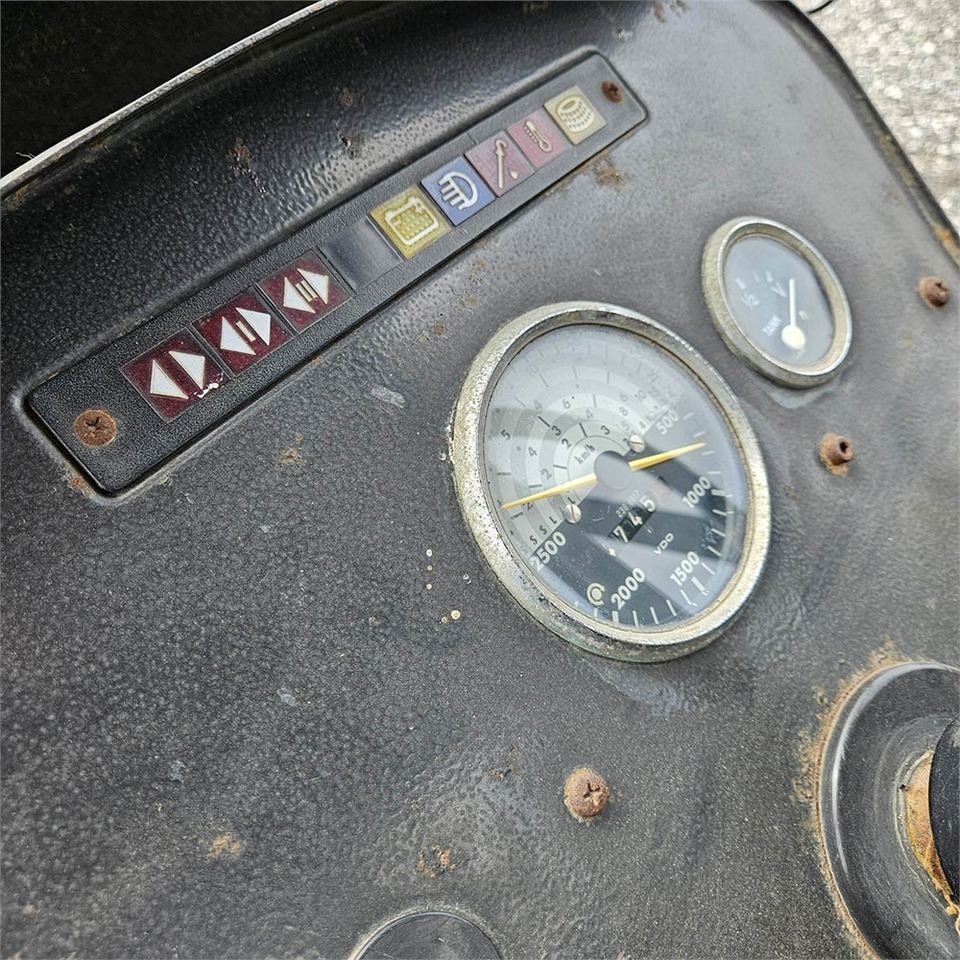 Farm tractor Deutz 5206: picture 16 Farm tractor Deutz 5206: picture 16