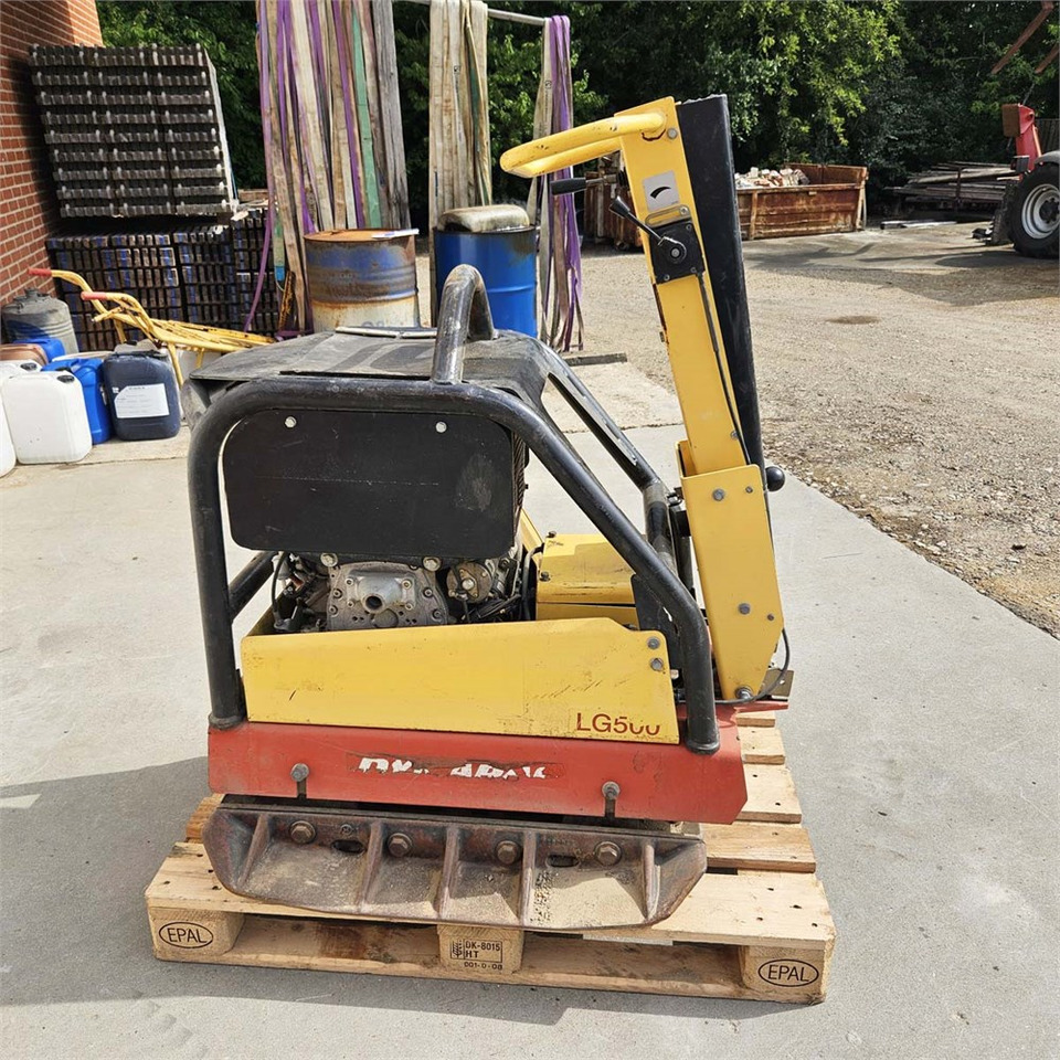 Dynapac LG500 - Vibratory plate: picture 3 Dynapac LG500 - Vibratory plate: picture 3