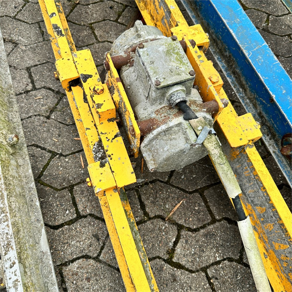 Dynapac Vibrator - Concrete equipment: picture 4 Dynapac Vibrator - Concrete equipment: picture 4