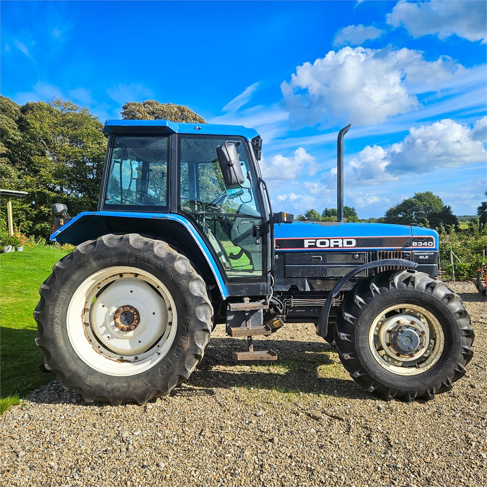 Ford 8340 Powerstar SLE - Farm tractor: picture 2 Ford 8340 Powerstar SLE - Farm tractor: picture 2