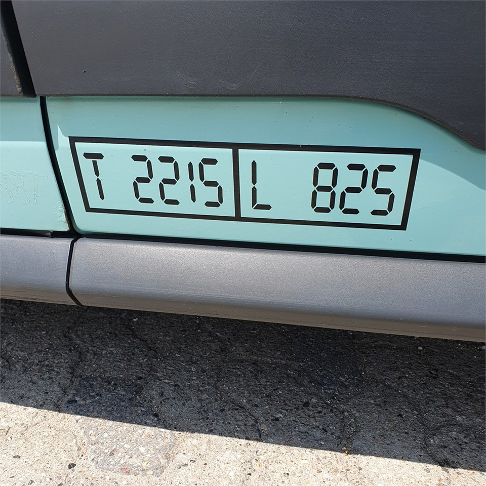 Small van Ford Transit Connect 1.6 Tdci: picture 25