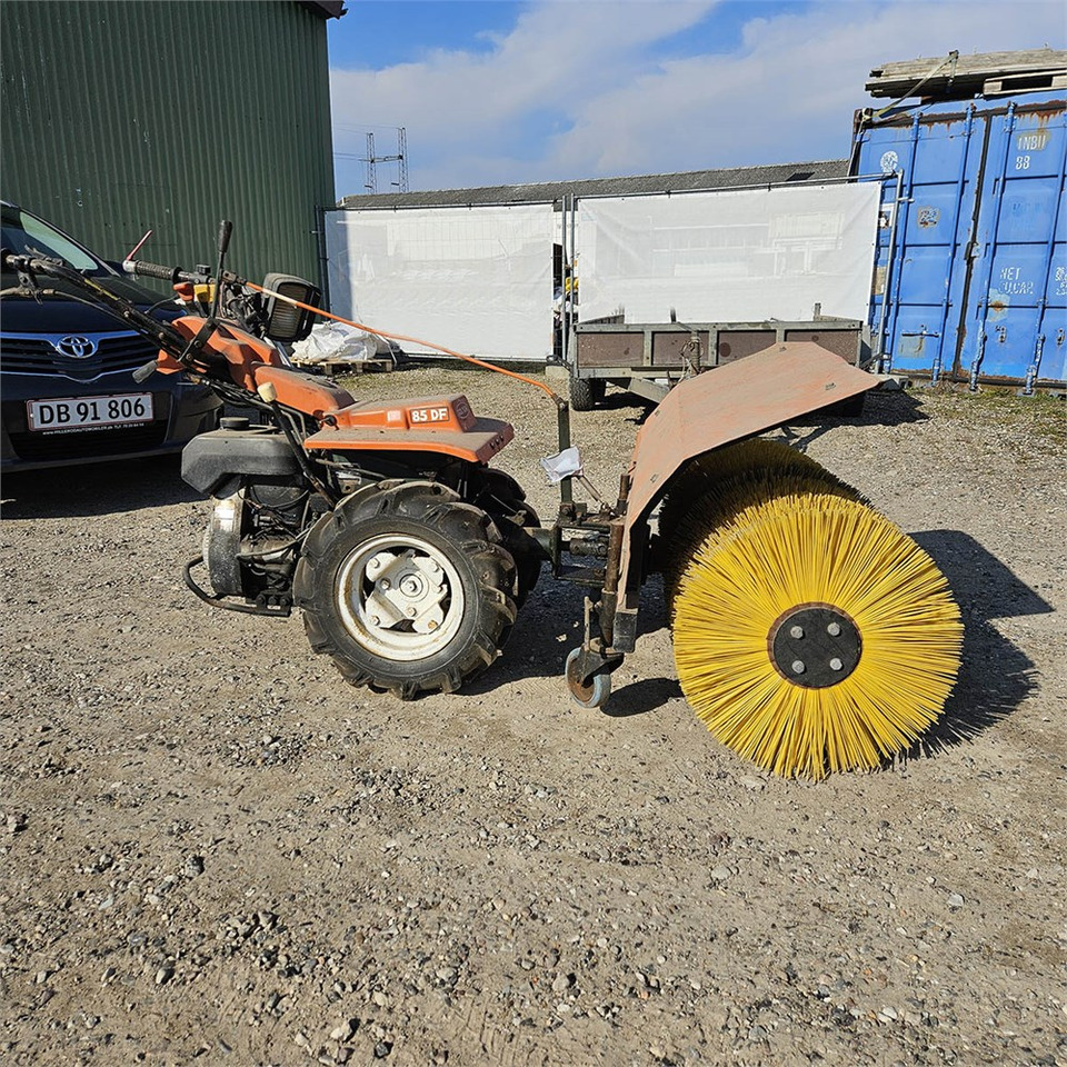 Goldini FC 85DF *FA2* - Road sweeper: picture 1 Goldini FC 85DF *FA2* - Road sweeper: picture 1