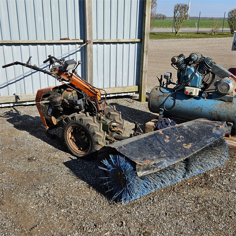 Goldoni L.128 *AB1* - Industrial sweeper: picture 3 Goldoni L.128 *AB1* - Industrial sweeper: picture 3