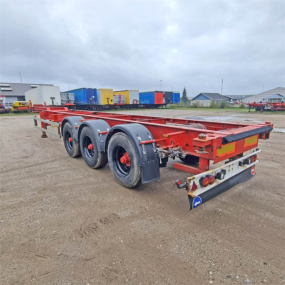 HFR Container chassis - Container transporter/ Swap body semi-trailer: picture 3 HFR Container chassis - Container transporter/ Swap body semi-trailer: picture 3
