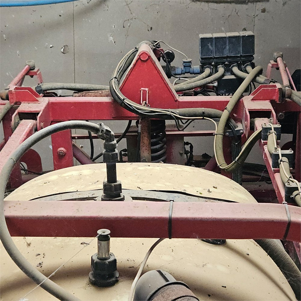 Sprayer Hardi CM2 Commander 2.800 l: picture 19