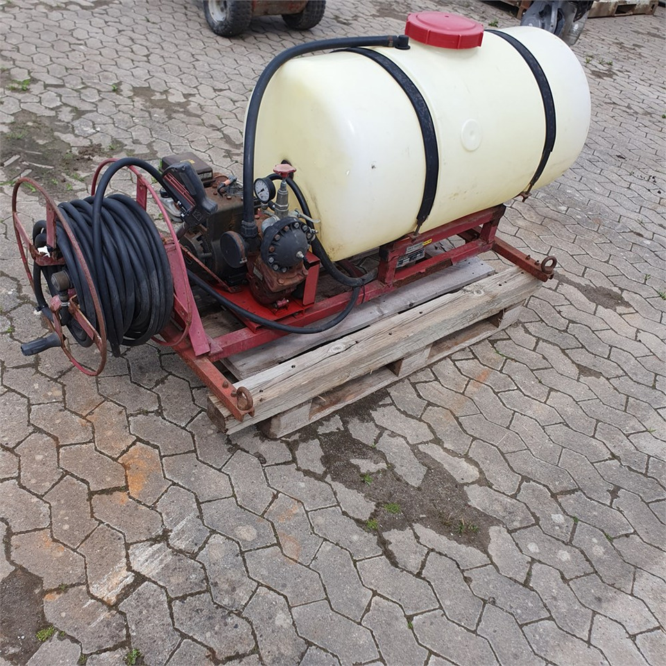 Hardi PU 300 - Sprayer: picture 4 Hardi PU 300 - Sprayer: picture 4