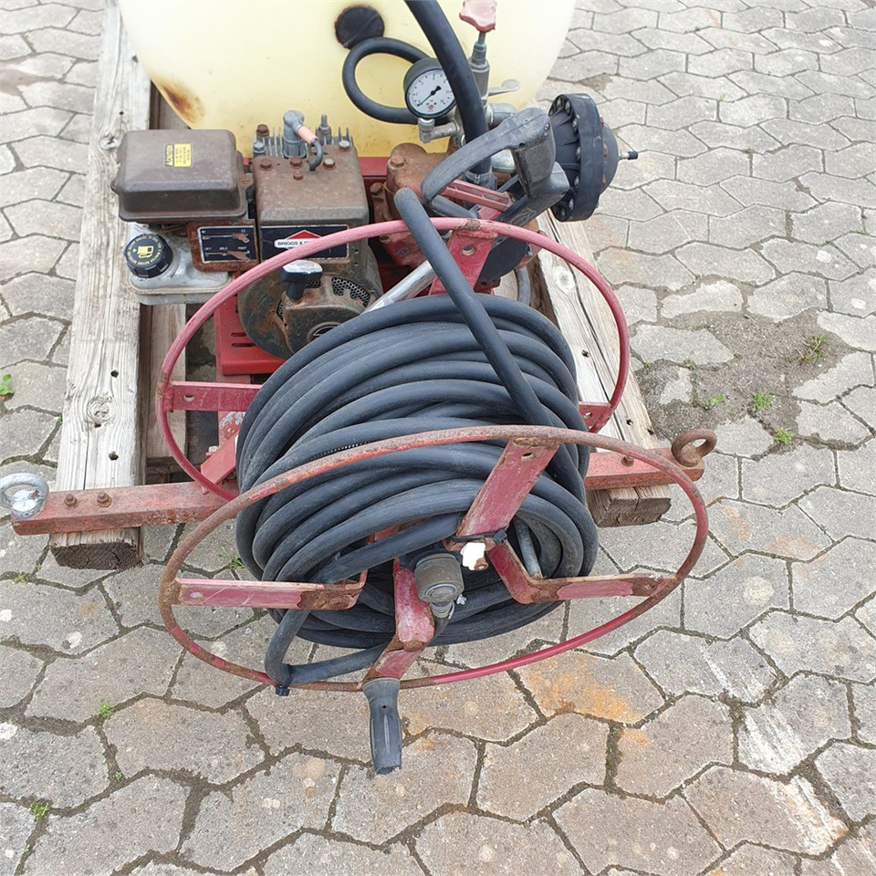Hardi PU 300 - Sprayer: picture 3 Hardi PU 300 - Sprayer: picture 3