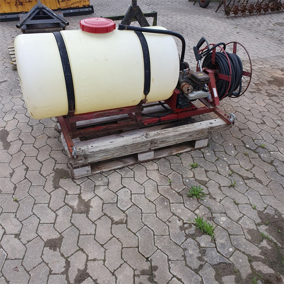 Hardi PU 300 - Sprayer: picture 2 Hardi PU 300 - Sprayer: picture 2