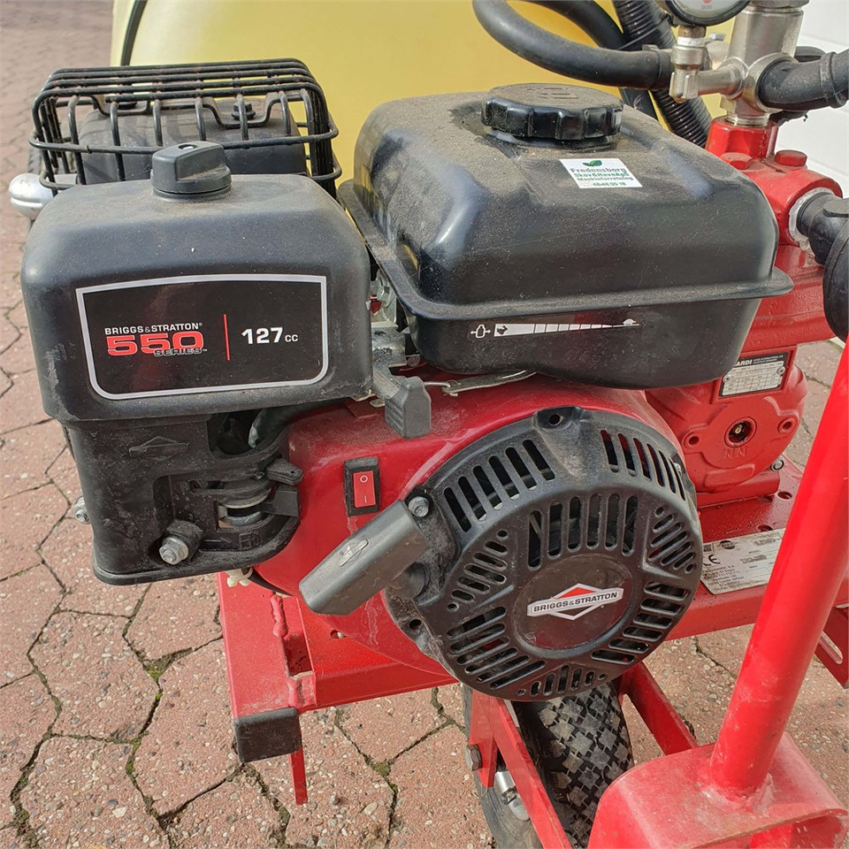 Sprayer Hardi TR3-200: picture 8