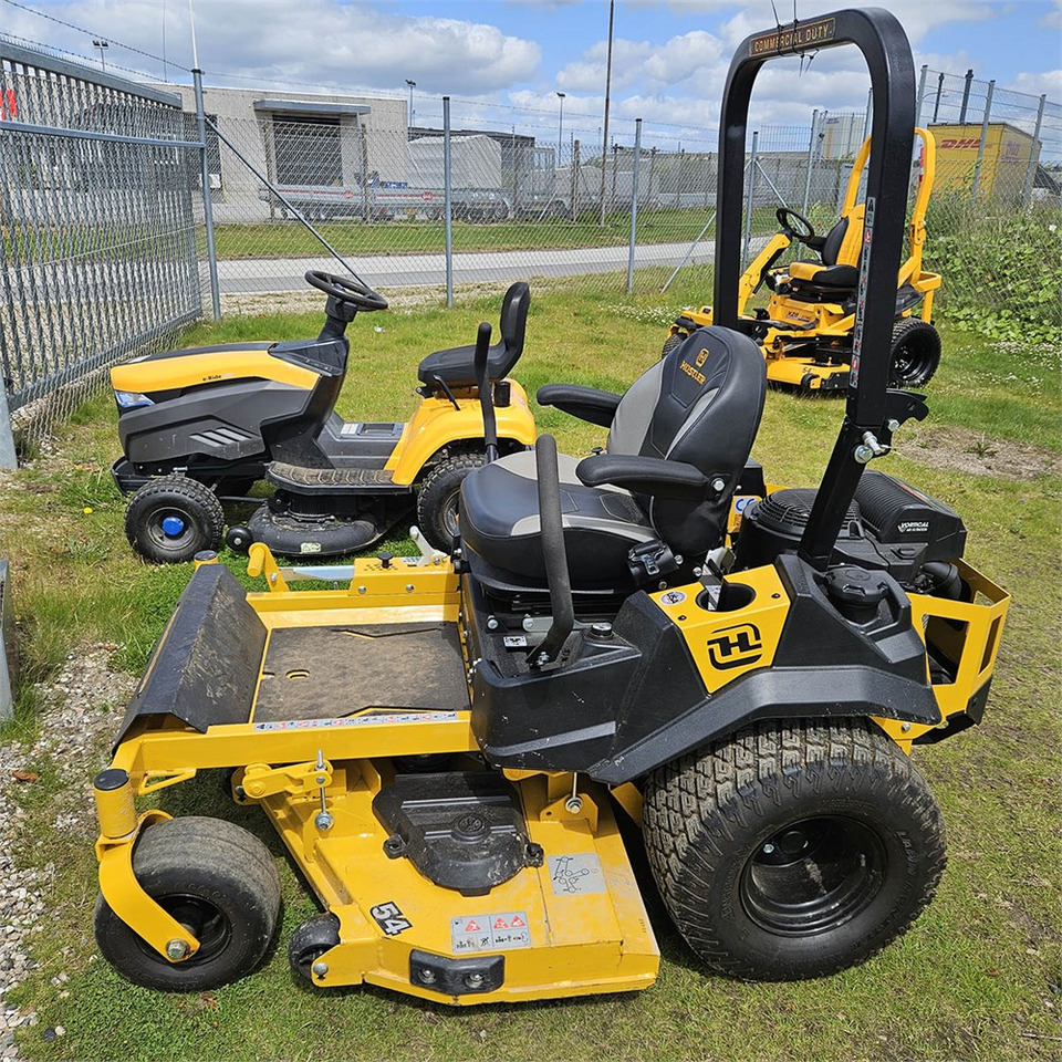 Hustler Fasttrack 54" - Garden mower: picture 2 Hustler Fasttrack 54" - Garden mower: picture 2