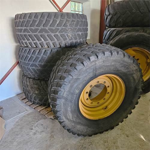 Hydrema Nokia 540/65R24 - Wheel and tire package for Construction machinery: picture 1 Hydrema Nokia 540/65R24 - Wheel and tire package for Construction machinery: picture 1