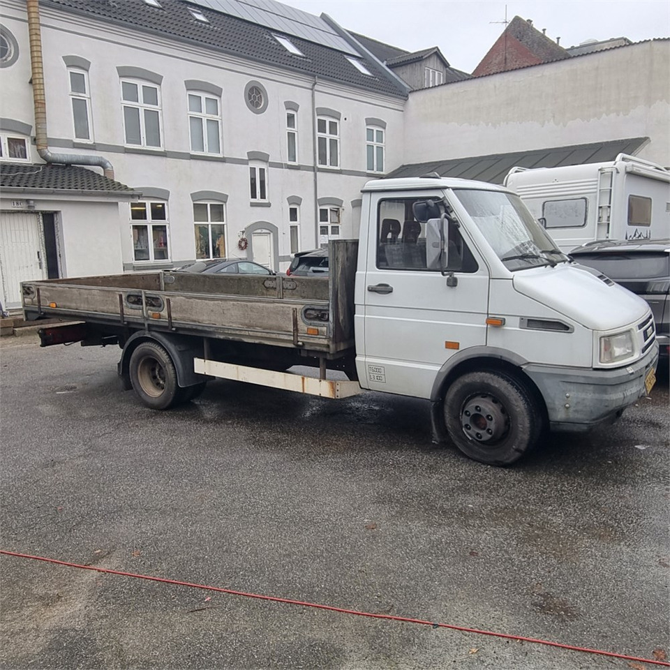 Iveco Daily 50C13, 2,8 TD - Dropside/ Flatbed truck: picture 1 Iveco Daily 50C13, 2,8 TD - Dropside/ Flatbed truck: picture 1
