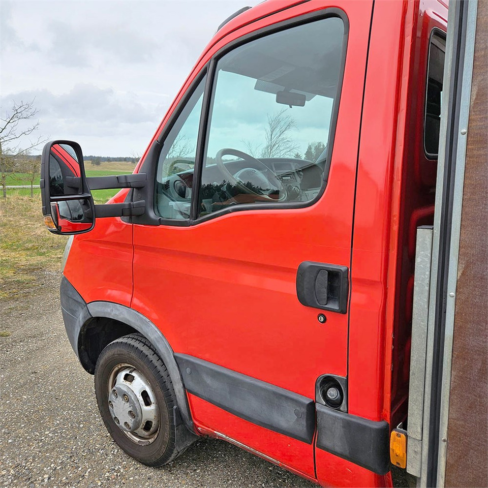 Dropside/ Flatbed truck Iveco Stralis C35: picture 9