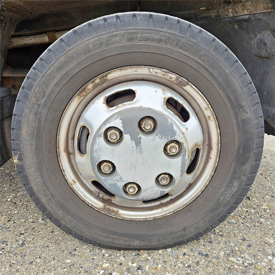 Dropside/ Flatbed truck Iveco Stralis C35: picture 27