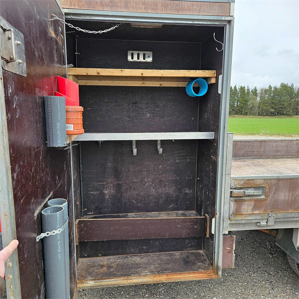 Dropside/ Flatbed truck Iveco Stralis C35: picture 20