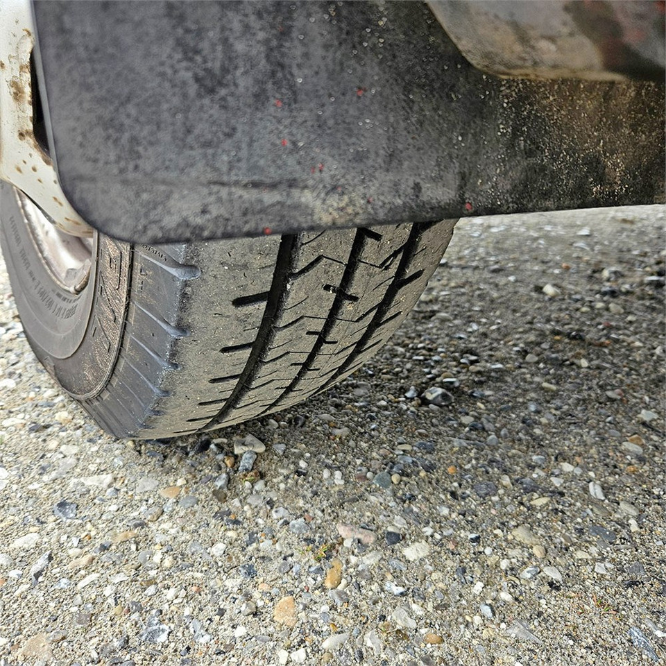 Dropside/ Flatbed truck Iveco Stralis C35: picture 31