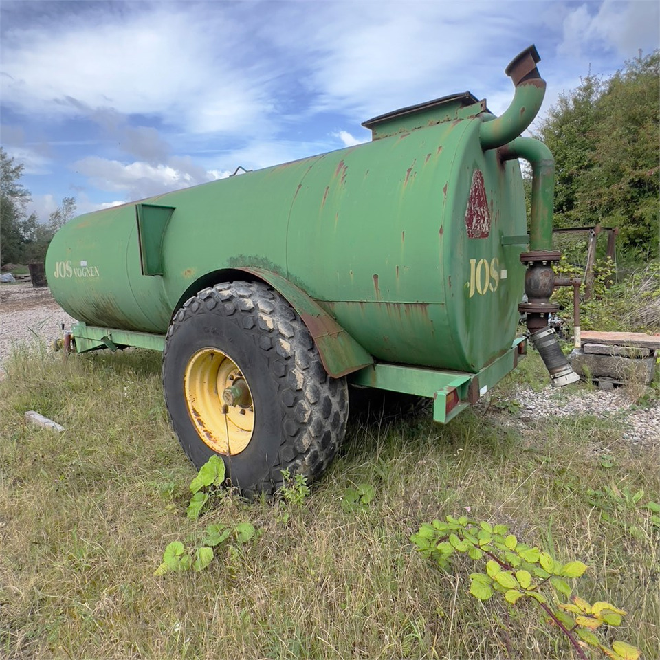 JOS 9 - Tank trailer: picture 3 JOS 9 - Tank trailer: picture 3