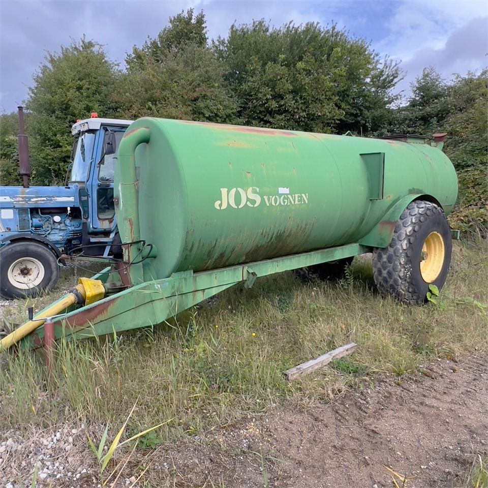 JOS 9 - Tank trailer: picture 1 JOS 9 - Tank trailer: picture 1