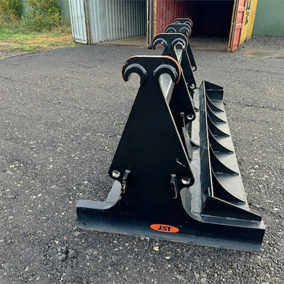 JST Grader - Blade for Construction machinery: picture 2 JST Grader - Blade for Construction machinery: picture 2