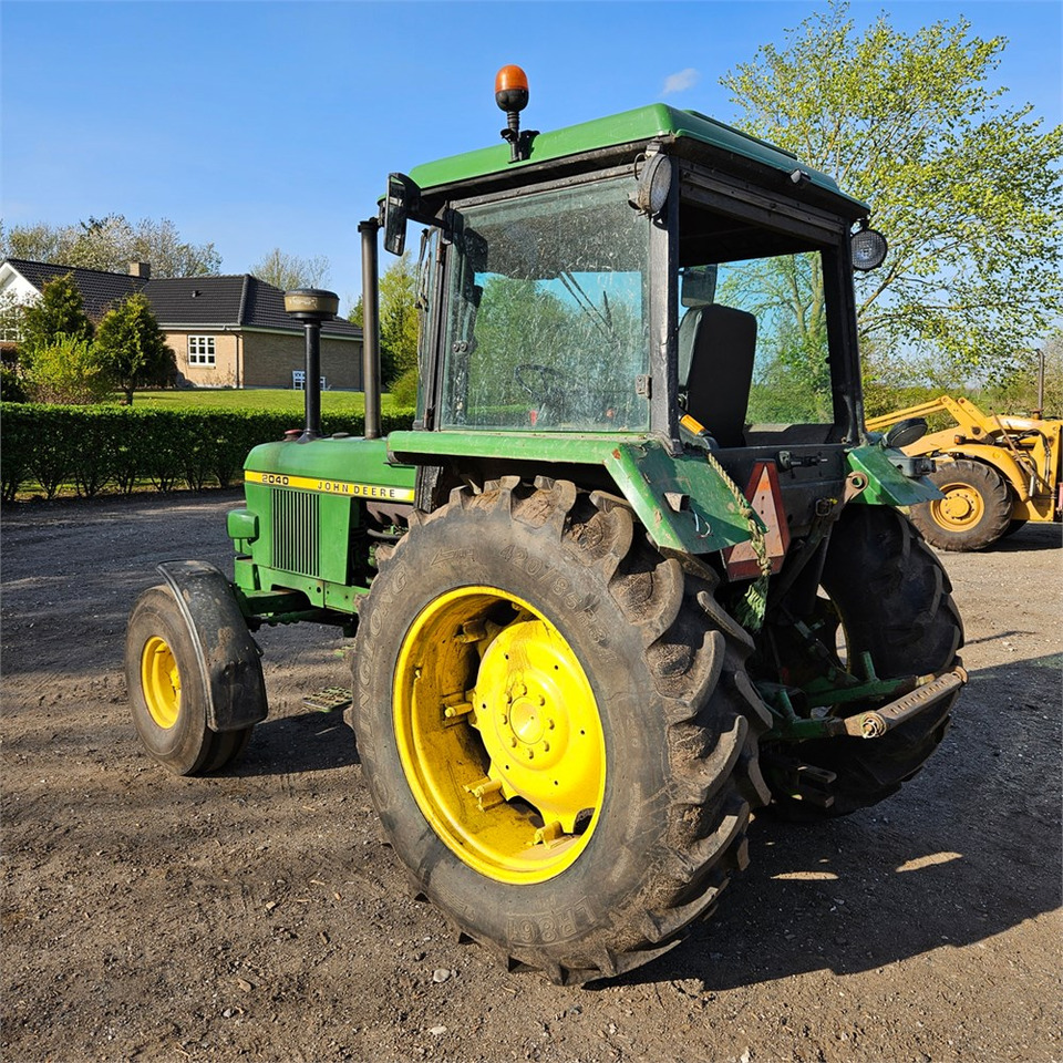 John Deere 2040 - Farm tractor: picture 4 John Deere 2040 - Farm tractor: picture 4