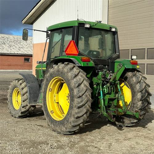 John Deere 6300 - Farm tractor: picture 3 John Deere 6300 - Farm tractor: picture 3