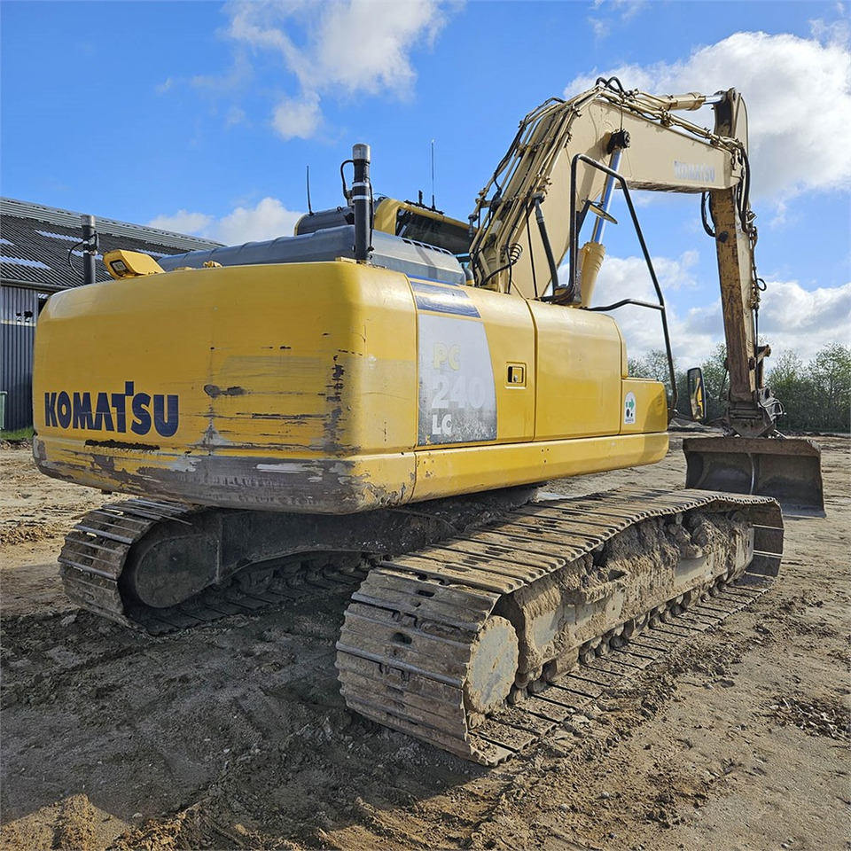 Komatsu PC240 LC-8 - Crawler excavator: picture 5 Komatsu PC240 LC-8 - Crawler excavator: picture 5