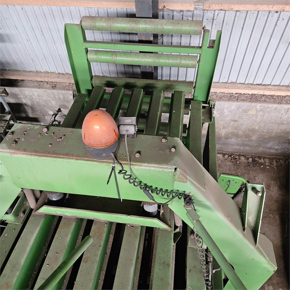 Tedding equipment Krone Big Pack 12130: picture 14