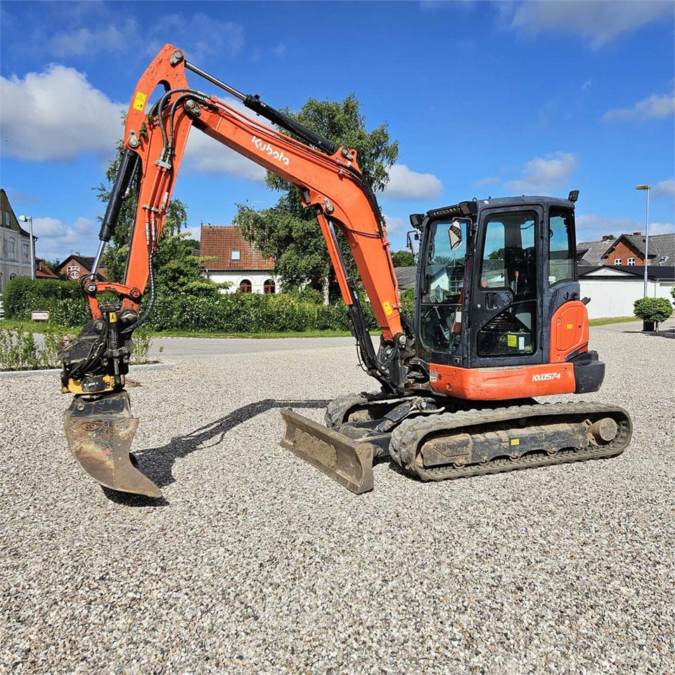 Kubota KX057-4 - Mini excavator: picture 3 Kubota KX057-4 - Mini excavator: picture 3