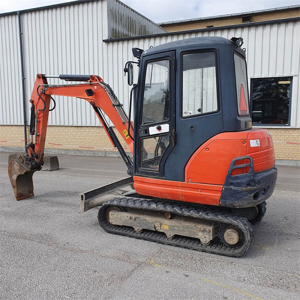 Kubota KX61-3 - Mini excavator: picture 2 Kubota KX61-3 - Mini excavator: picture 2