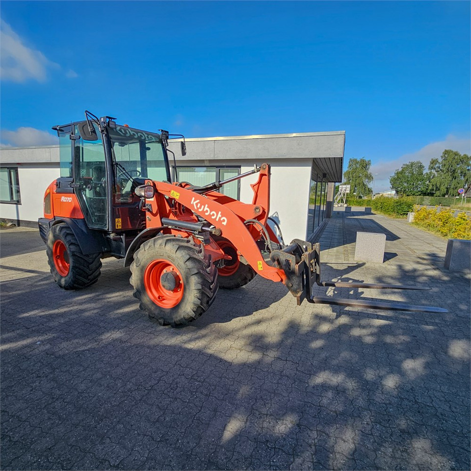 Kubota R070 - Wheel loader: picture 4 Kubota R070 - Wheel loader: picture 4