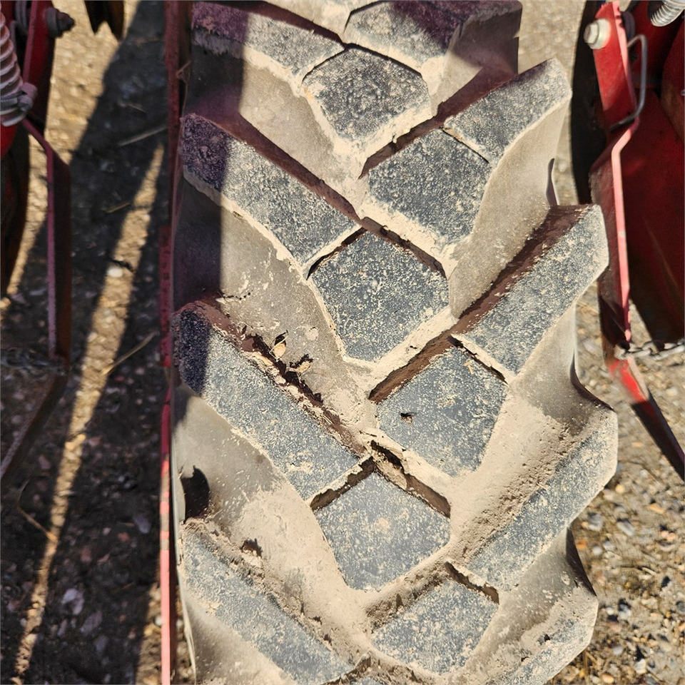 Sowing equipment Kverneland Optima E-drive 8: picture 32 Sowing equipment Kverneland Optima E-drive 8: picture 32