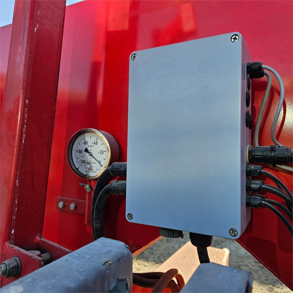 Sowing equipment Kverneland Optima E-drive 8: picture 16 Sowing equipment Kverneland Optima E-drive 8: picture 16