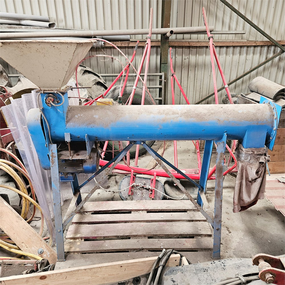 Loma VB40 - Livestock equipment: picture 2 Loma VB40 - Livestock equipment: picture 2