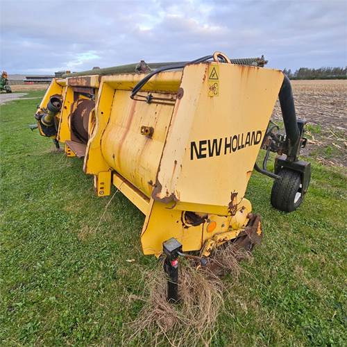New Holland FX40 - Harvester: picture 5 New Holland FX40 - Harvester: picture 5