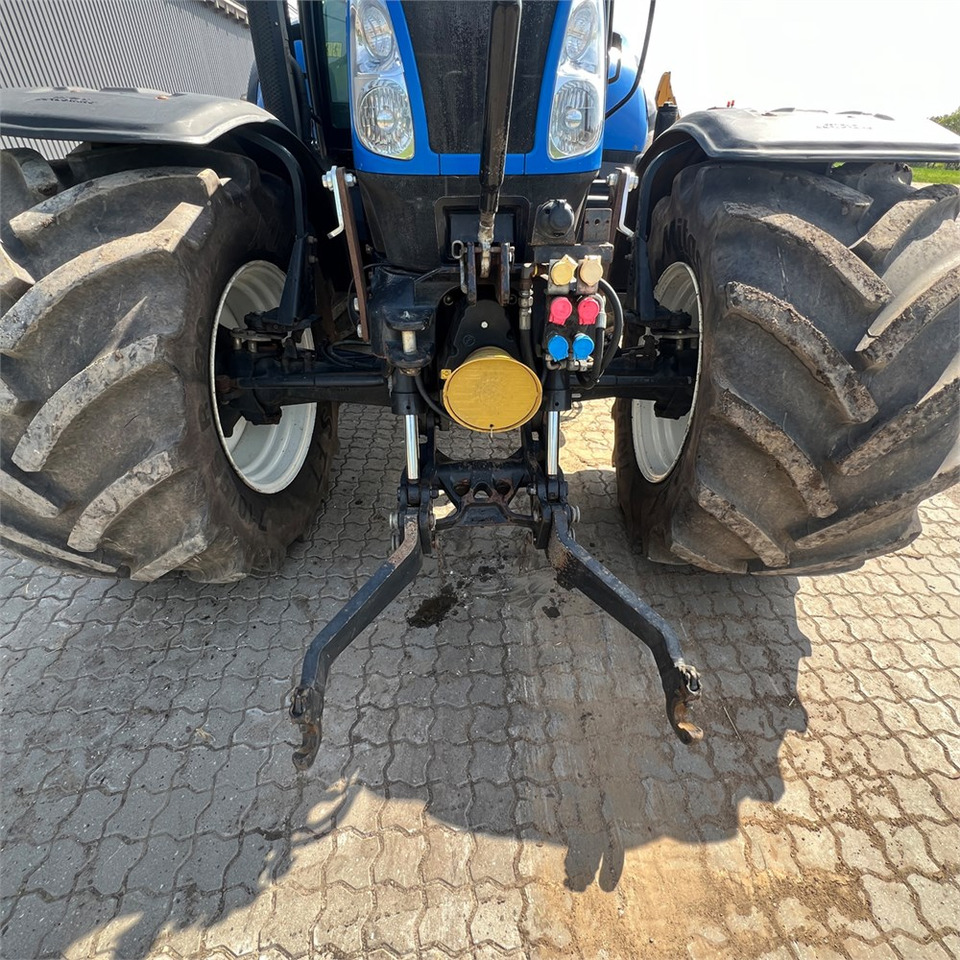 Farm tractor New Holland T6050: picture 31