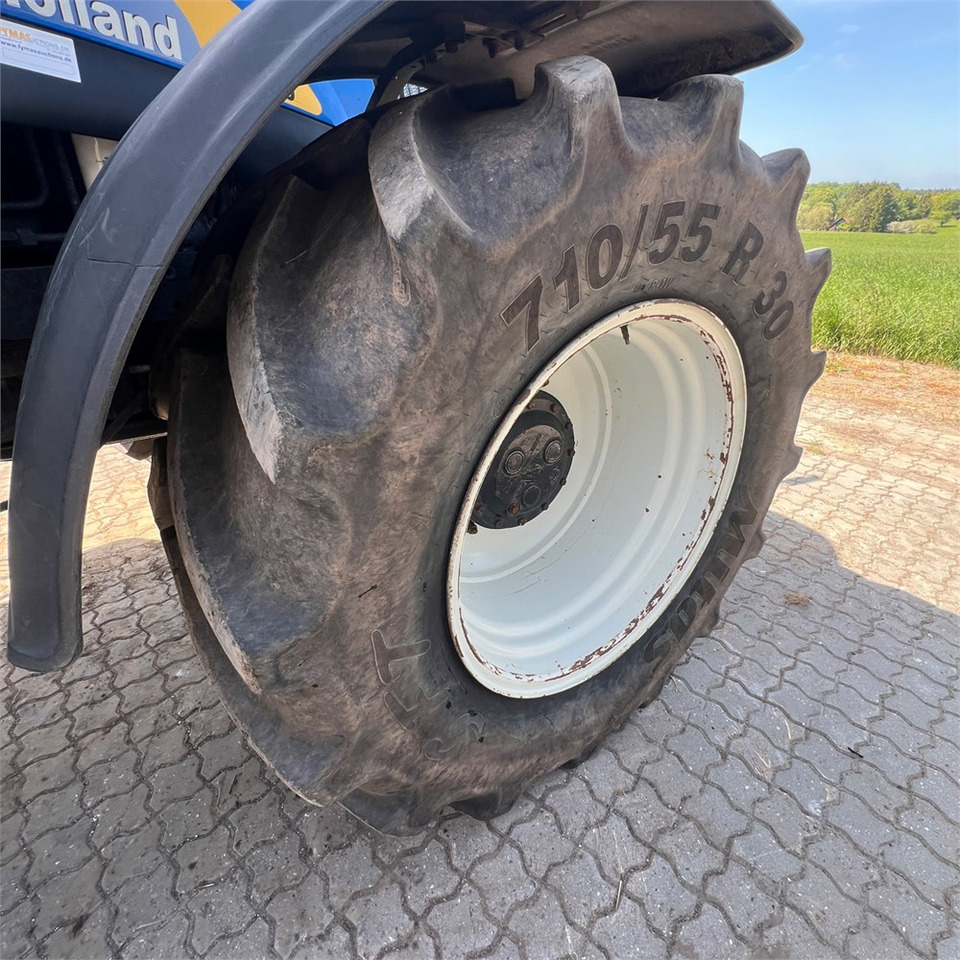 Farm tractor New Holland T6050: picture 50