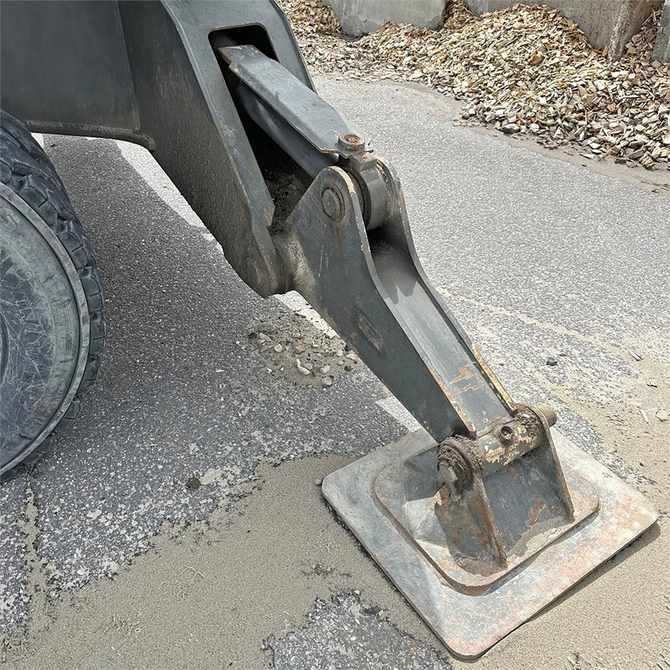 Sennebogen 835M leasing Sennebogen 835M: picture 48 Sennebogen 835M leasing Sennebogen 835M: picture 48