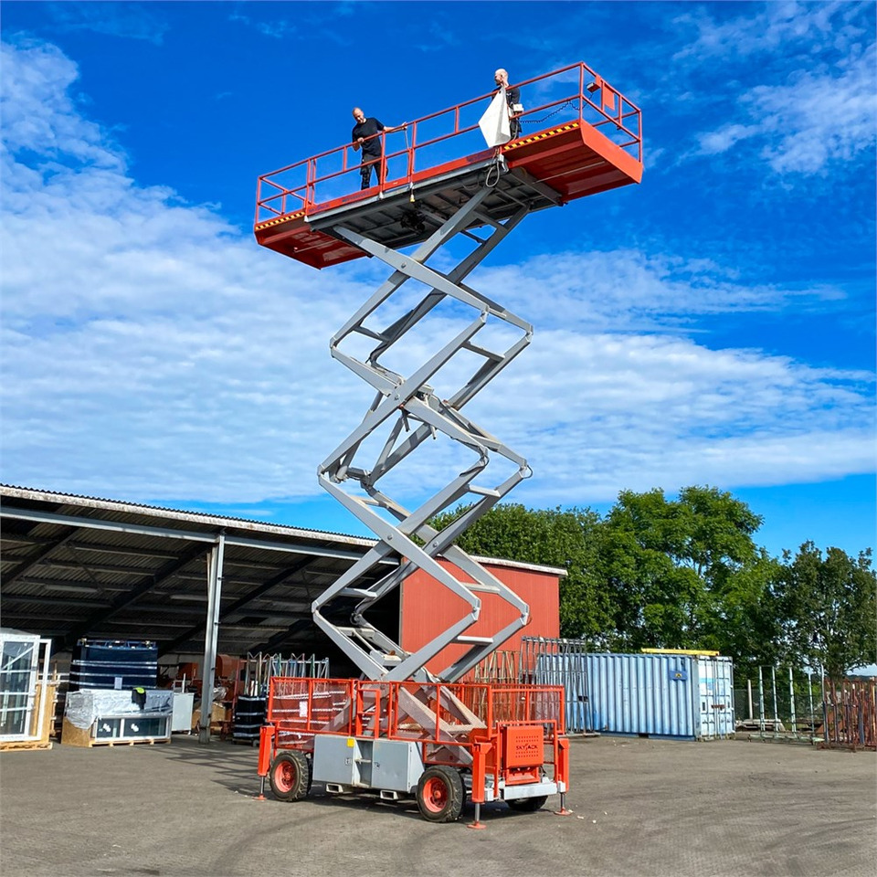 Skyjack SJ9250 - Scissor lift: picture 1 Skyjack SJ9250 - Scissor lift: picture 1